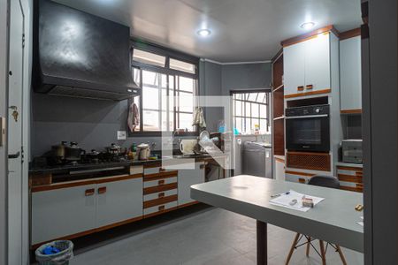 Apartamento à venda com 152m², 3 quartos e 2 vagasCozinha