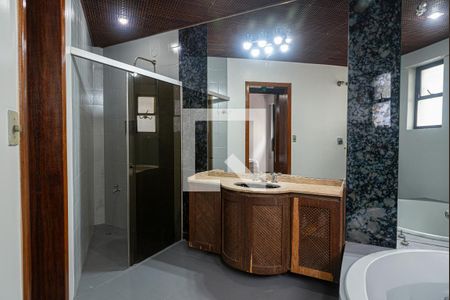 Apartamento à venda com 152m², 3 quartos e 2 vagasBanheiro da Suíte