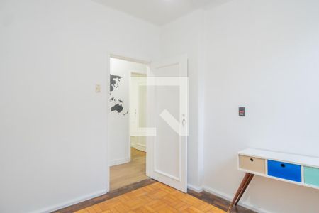 Quarto 1 de apartamento para alugar com 3 quartos, 87m² em Santana, Porto Alegre