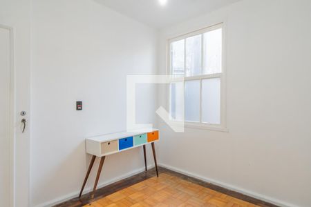 Quarto 1 de apartamento para alugar com 3 quartos, 87m² em Santana, Porto Alegre