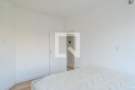 Quarto 2 de apartamento para alugar com 3 quartos, 87m² em Santana, Porto Alegre