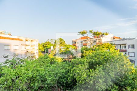 Vista da Sala de apartamento para alugar com 3 quartos, 87m² em Santana, Porto Alegre