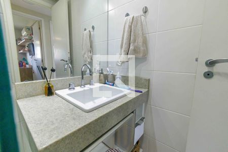 Apartamento para alugar com 92m², 3 quartos e 2 vagas Apartamento para alugar com 92m², 3 quartos e 2 vagasBanheiro Social