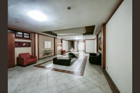 Apartamento à venda com 179m², 4 quartos e 1 vaga Apartamento à venda com 179m², 4 quartos e 1 vagaFachada e portaria