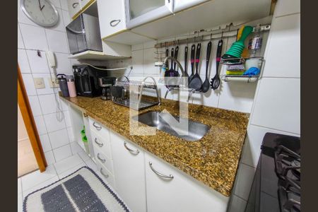 Apartamento à venda com 179m², 4 quartos e 1 vaga Apartamento à venda com 179m², 4 quartos e 1 vagaCozinha e Área de Serviço