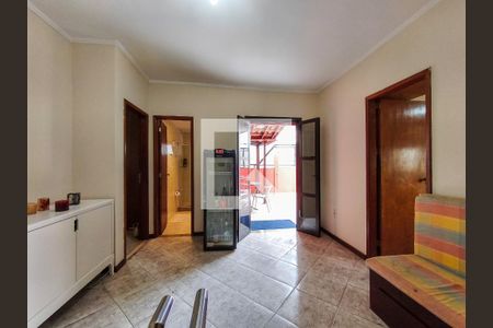 Apartamento à venda com 179m², 4 quartos e 1 vaga Apartamento à venda com 179m², 4 quartos e 1 vagaHall social