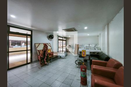 Apartamento à venda com 179m², 4 quartos e 1 vaga Apartamento à venda com 179m², 4 quartos e 1 vagaÁrea comum - Salão de festas