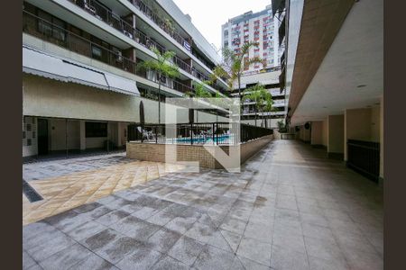 Apartamento à venda com 179m², 4 quartos e 1 vaga Apartamento à venda com 179m², 4 quartos e 1 vagaÁrea comum - Playground