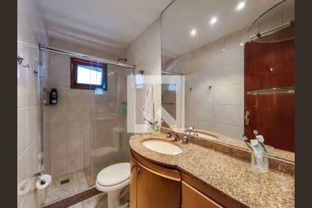 Apartamento à venda com 179m², 4 quartos e 1 vaga Apartamento à venda com 179m², 4 quartos e 1 vagaBanheiro 4