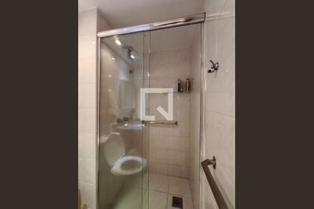 Apartamento à venda com 179m², 4 quartos e 1 vaga Apartamento à venda com 179m², 4 quartos e 1 vagaBanheiro 2