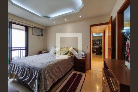 Apartamento à venda com 179m², 4 quartos e 1 vaga Apartamento à venda com 179m², 4 quartos e 1 vagaSuíte