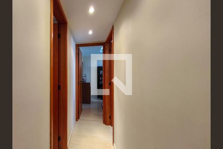 Apartamento à venda com 179m², 4 quartos e 1 vaga Apartamento à venda com 179m², 4 quartos e 1 vagaCorredor