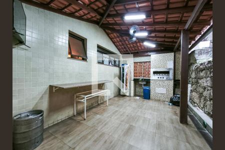 Apartamento à venda com 179m², 4 quartos e 1 vaga Apartamento à venda com 179m², 4 quartos e 1 vagaÁrea gourmet