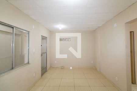 Sala de casa de condomínio para alugar com 3 quartos, 70m² em Inhoaíba, Rio de Janeiro