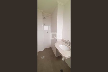 Apartamento à venda com 82m², 2 quartos e 2 vagas Apartamento à venda com 82m², 2 quartos e 2 vagasBanheiro de Serviço