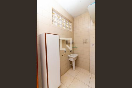 Apartamento para alugar com 61m², 2 quartos e 1 vagaÁrea de Serviço