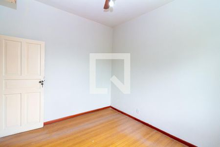 Quarto 1 de apartamento para alugar com 2 quartos, 61m² em Vila Valqueire, Rio de Janeiro