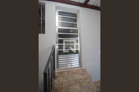 Hall de Entrada de casa para alugar com 2 quartos, 50m² em Vila Bruna, São Paulo
