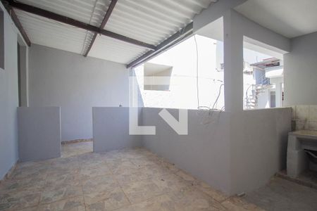Quintal de casa para alugar com 2 quartos, 50m² em Vila Bruna, São Paulo
