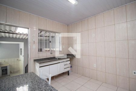 Cozinha de casa para alugar com 2 quartos, 50m² em Vila Bruna, São Paulo