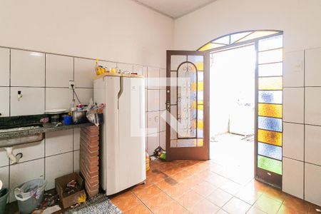 Casa à venda com 450m², 2 quartos e sem vaga Casa à venda com 450m², 2 quartos e sem vagaCozinha