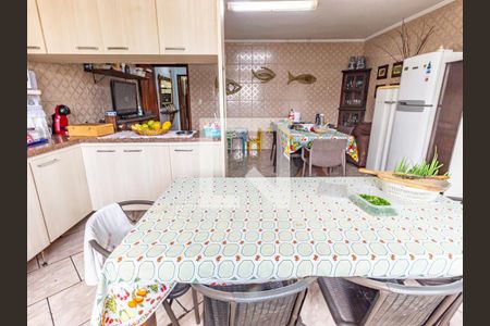 Casa à venda com 565m², 3 quartos e 6 vagasCozinha e Copa