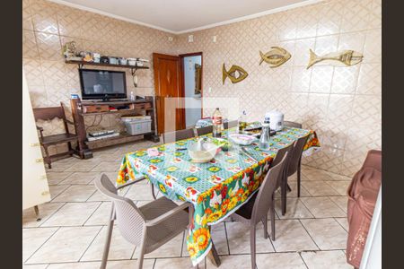 Casa à venda com 565m², 3 quartos e 6 vagasCozinha e Copa