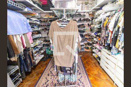 Casa à venda com 565m², 3 quartos e 6 vagasSuíte 1