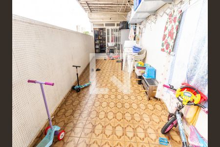 Casa à venda com 565m², 3 quartos e 6 vagasÁrea de Serviço e Quintal