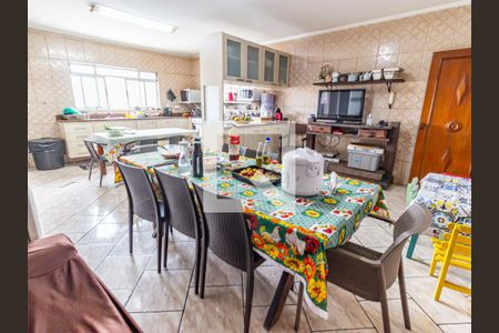 Casa à venda com 565m², 3 quartos e 6 vagasCozinha e Copa