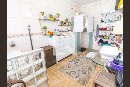 Casa à venda com 565m², 3 quartos e 6 vagasBanheiro da Suíte 1