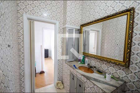 Apartamento à venda com 92m², 2 quartos e sem vagaBanheiro