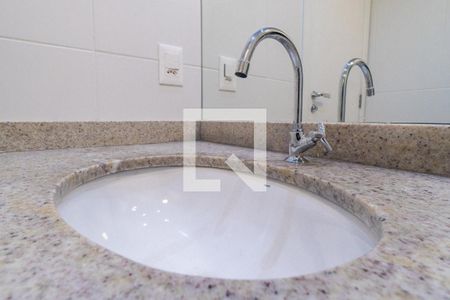 Apartamento à venda com 45m², 1 quarto e 1 vagaBanheiro Detalhe