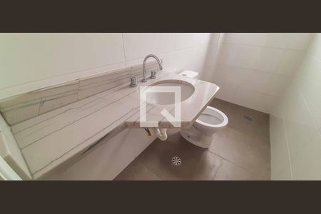 Apartamento à venda com 82m², 2 quartos e 2 vagasBanheiro Social