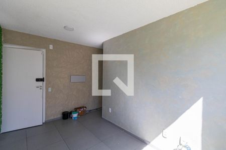 Sala/Cozinha/Área de Serviço  de apartamento para alugar com 1 quarto, 42m² em Fazenda Caguaçu, São Paulo