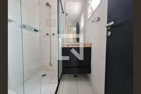 Apartamento à venda com 83m², 2 quartos e 2 vagasBanheiro da Suíte