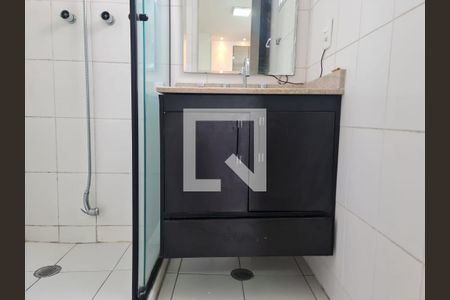 Apartamento à venda com 83m², 2 quartos e 2 vagasBanheiro da Suíte