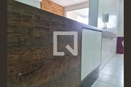 Apartamento à venda com 83m², 2 quartos e 2 vagasCozinha e Área de Serviço