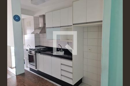 Apartamento à venda com 83m², 2 quartos e 2 vagasCozinha e Área de Serviço