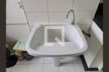 Apartamento à venda com 83m², 2 quartos e 2 vagasCozinha e Área de Serviço