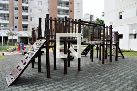 Apartamento à venda com 83m², 2 quartos e 2 vagasÁrea comum - Playground