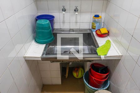 Casa à venda com 200m², 2 quartos e 1 vaga Casa à venda com 200m², 2 quartos e 1 vagaÁrea de Serviço