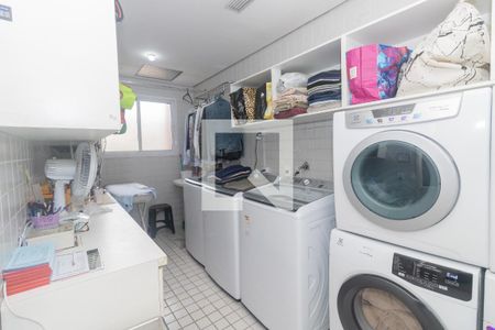 Studio para alugar com 31m², 1 quarto e 1 vaga Studio para alugar com 31m², 1 quarto e 1 vagaÁrea comum