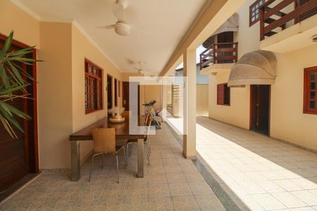 Casa à venda com 284m², 4 quartos e 4 vagasÁrea comum