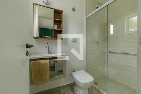 Casa de condomínio à venda com 600m², 5 quartos e 6 vagas Casa de condomínio à venda com 600m², 5 quartos e 6 vagasSuíte 5 Banheiro