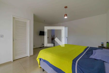 Casa de condomínio à venda com 600m², 5 quartos e 6 vagas Casa de condomínio à venda com 600m², 5 quartos e 6 vagasSuíte 3