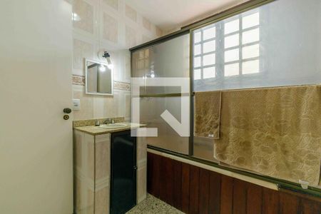 Casa de condomínio à venda com 600m², 5 quartos e 6 vagas Casa de condomínio à venda com 600m², 5 quartos e 6 vagasSuíte 2 Banheiro