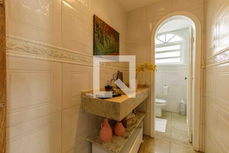 Casa de condomínio à venda com 600m², 5 quartos e 6 vagas Casa de condomínio à venda com 600m², 5 quartos e 6 vagasLavabo 2