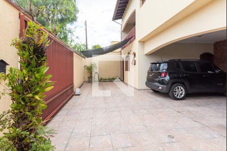 Casa à venda com 352m², 4 quartos e 4 vagasGaragem