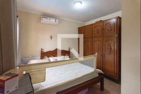 Casa à venda com 352m², 4 quartos e 4 vagasSuíte 4